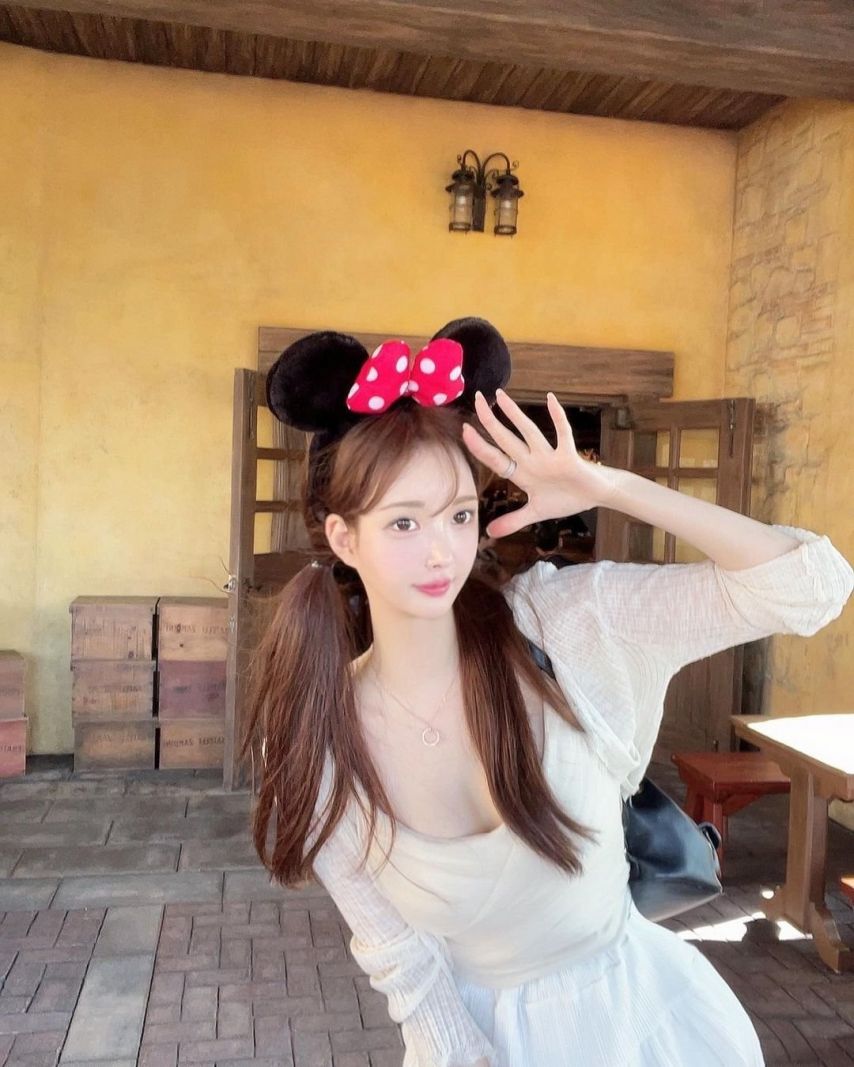 모델 육예주