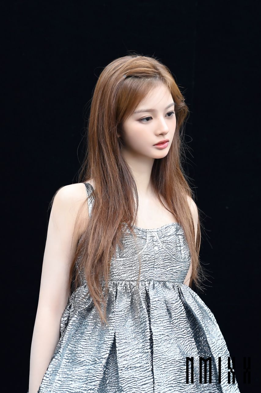 엔믹스 설윤 ELLE 화보 비하인드