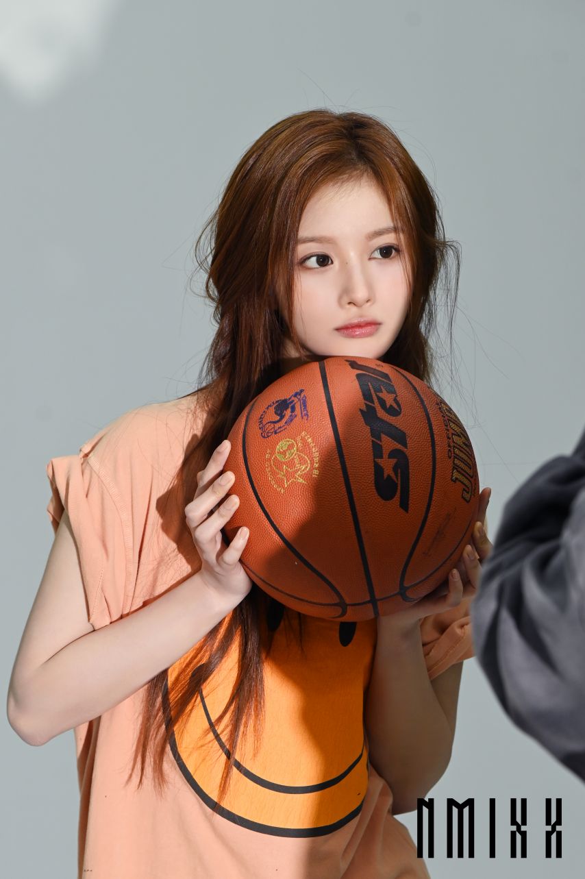 엔믹스 설윤 ELLE 화보 비하인드