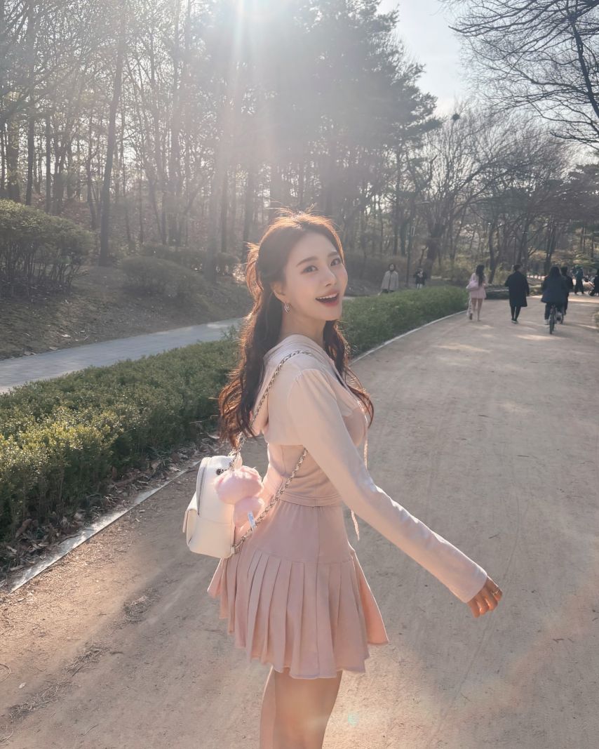 아옳이 김민영