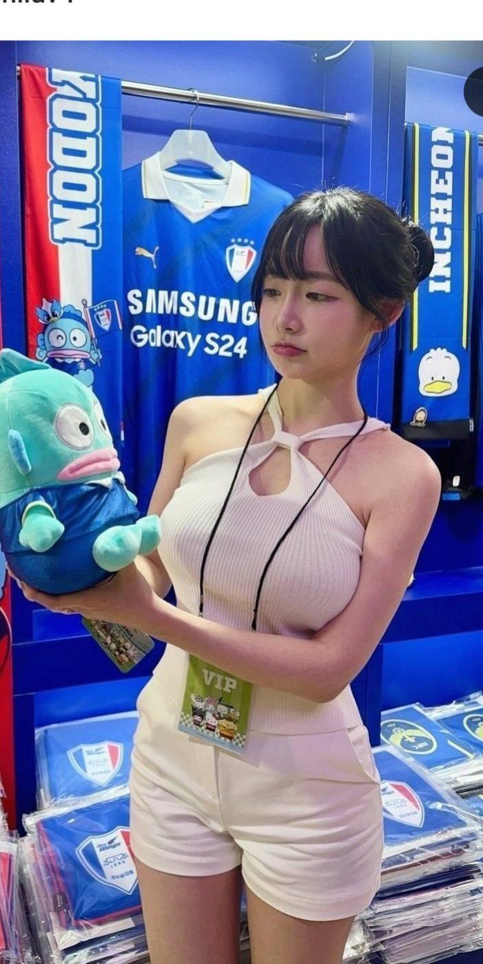 15 )) 피지컬 깡패 아나운서 곽민선 (약스압)