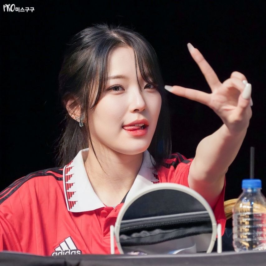 프로미스나인 지헌