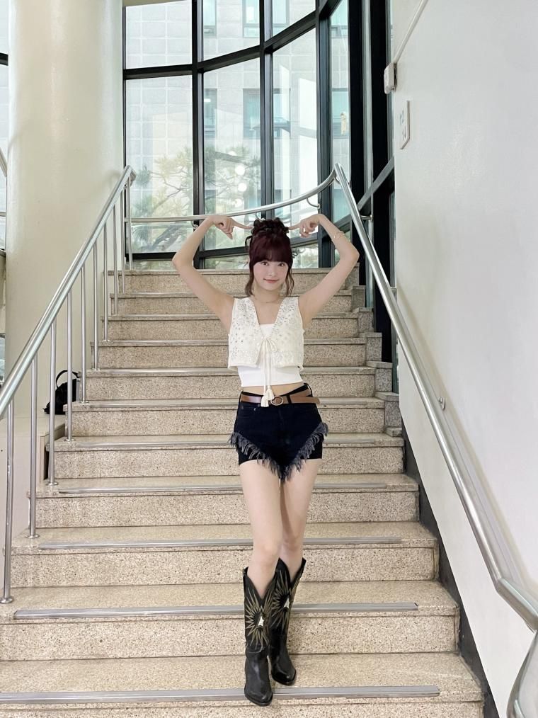 르세라핌 홍은채