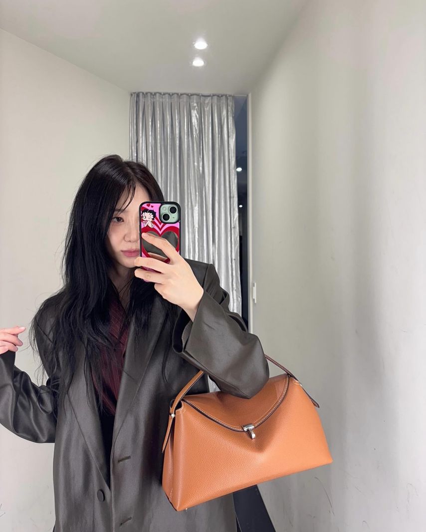 이채연