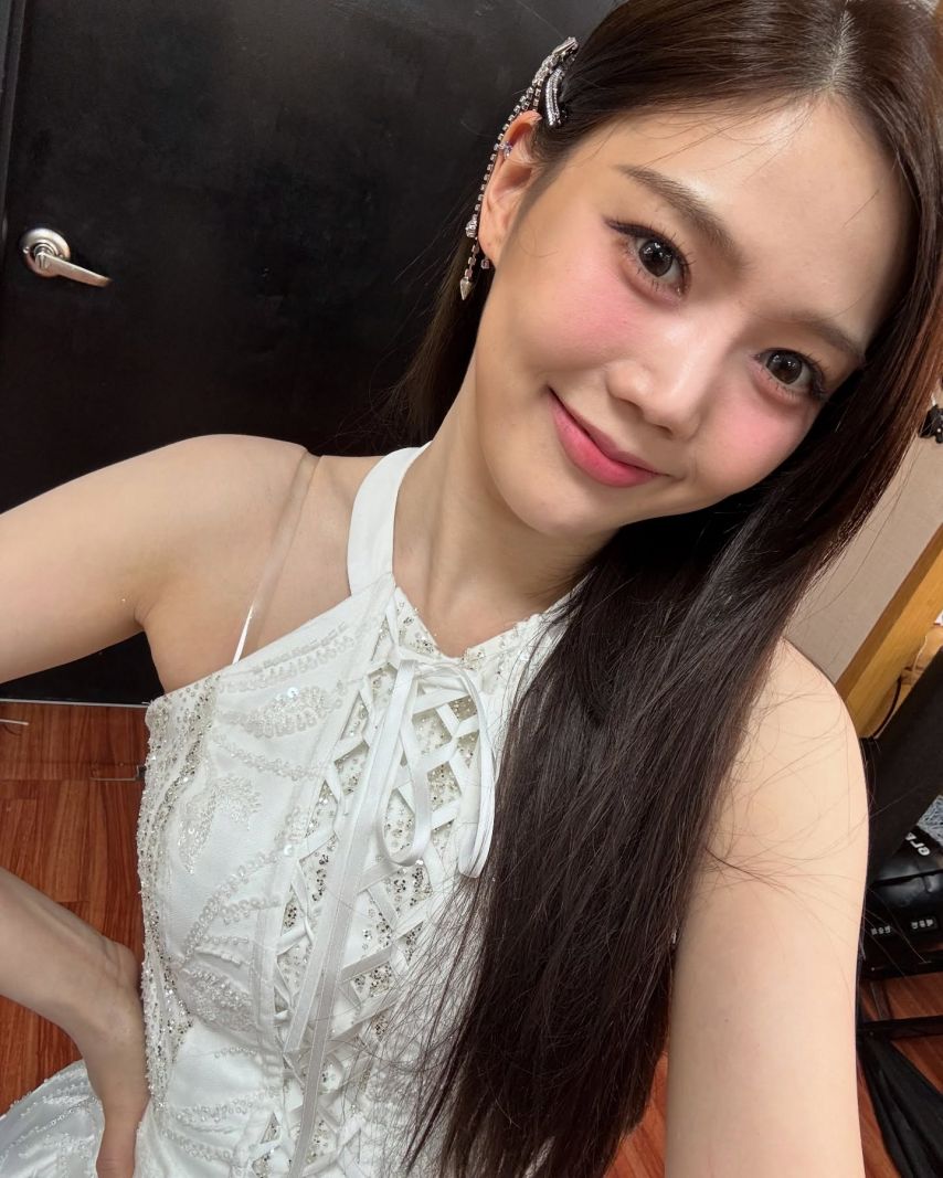 효정 아린 유아 유빈 승희 미미 오마이걸