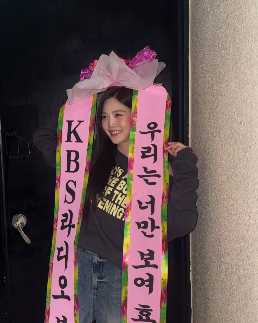 효정 아린 유아 유빈 승희 미미 오마이걸