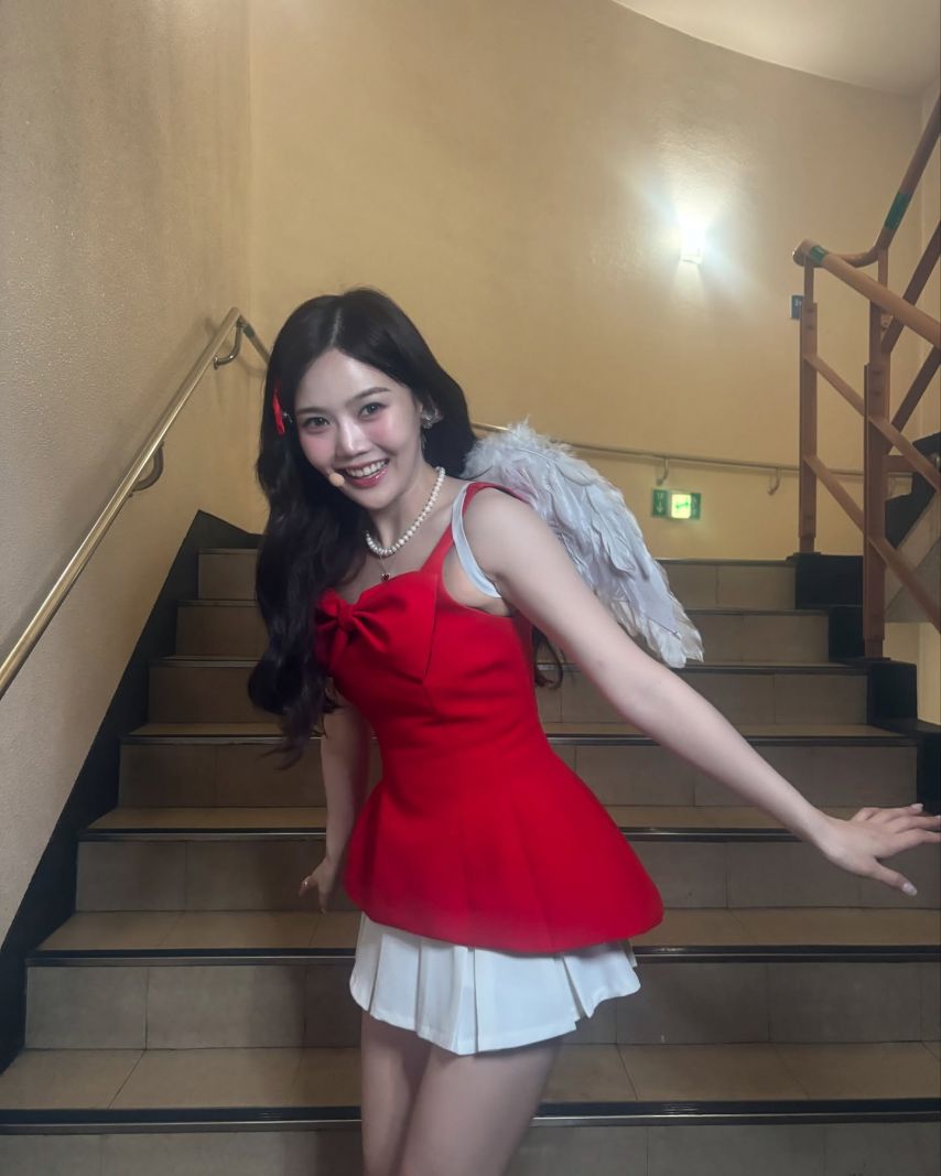 효정 아린 유아 유빈 승희 미미 오마이걸