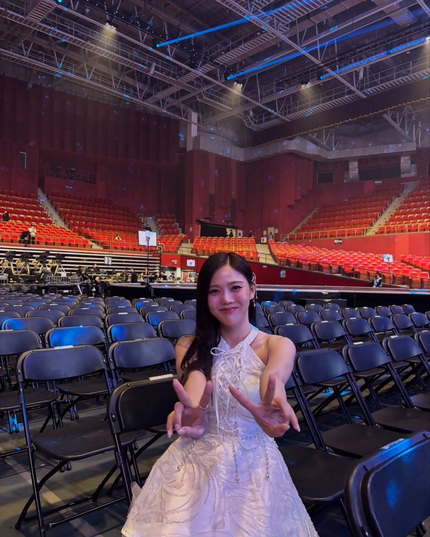 효정 아린 유아 유빈 승희 미미 오마이걸