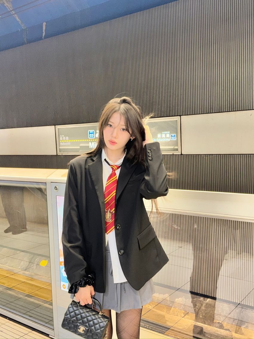 베이비몬스터 로라