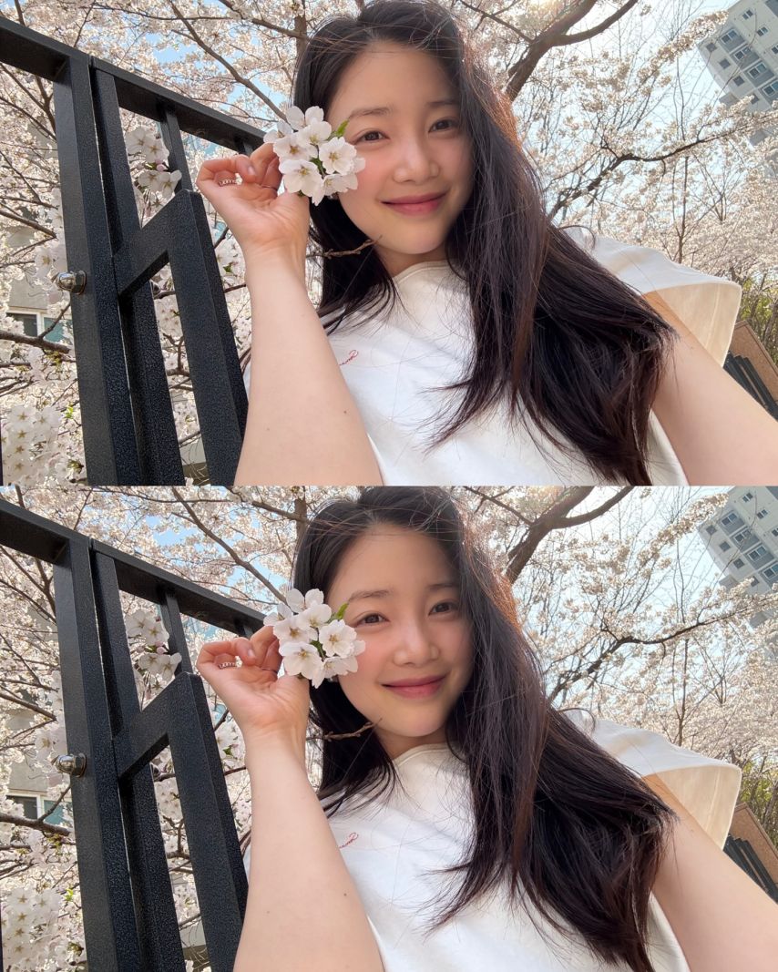 윤채경