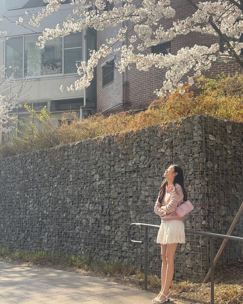 윤채경