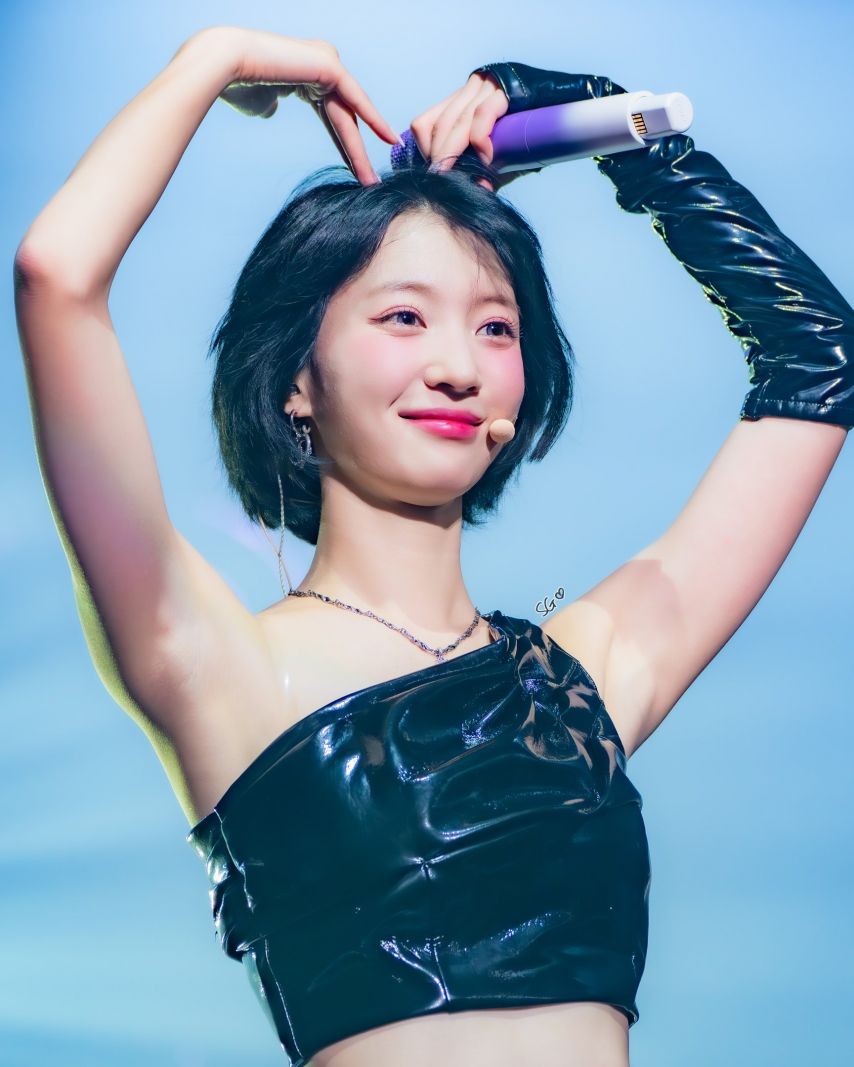아린 유아 유빈 승희 효정 미미 오마이걸 250419