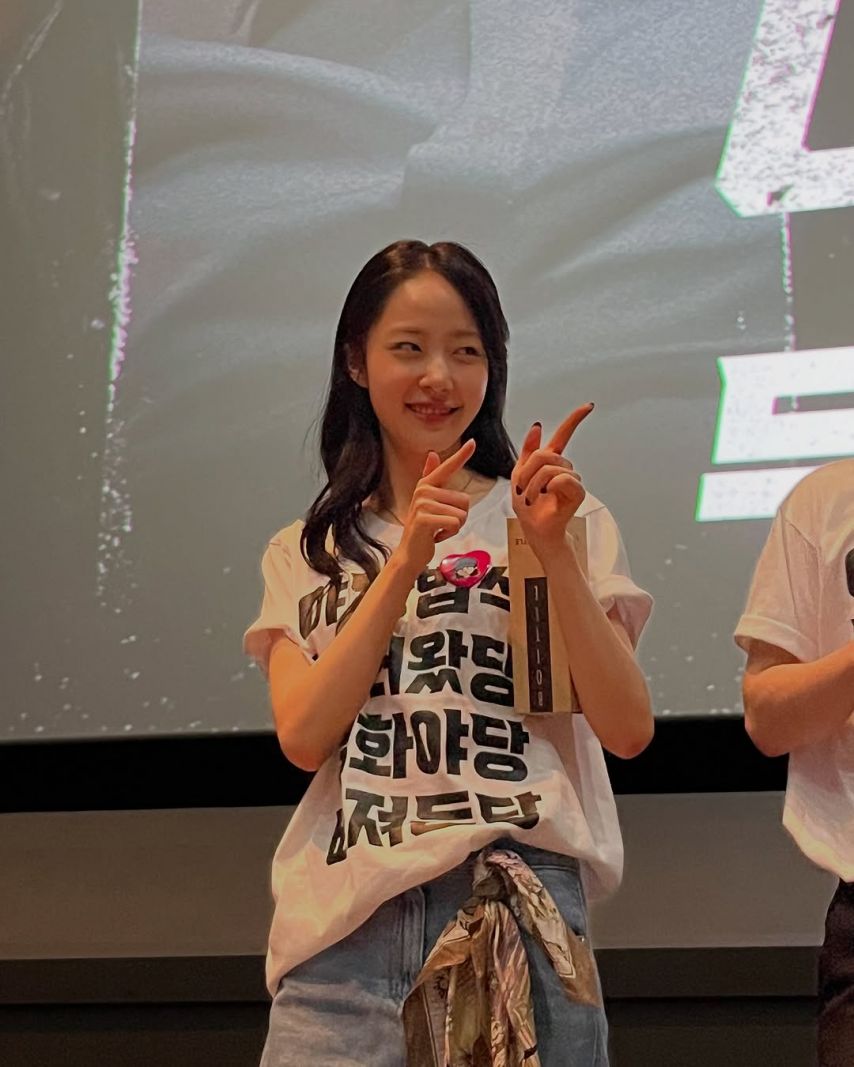 채원빈 ig 야당 무대인사 야당 100만 관객돌파