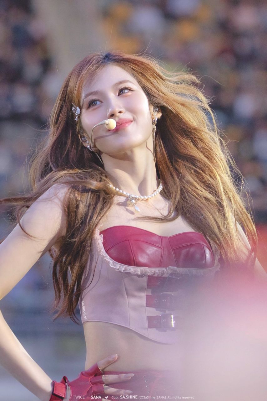 사나 트와이스 250425