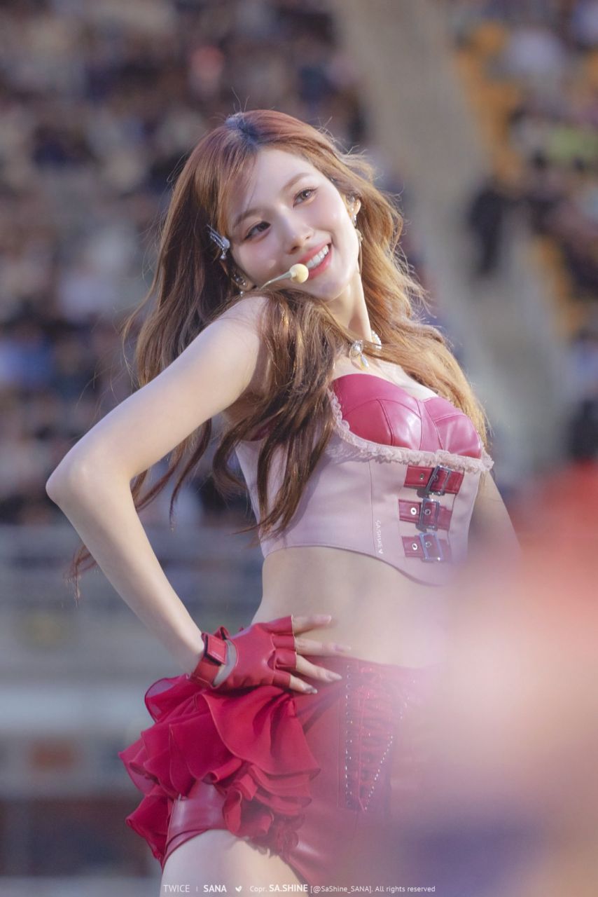 사나 트와이스 250425