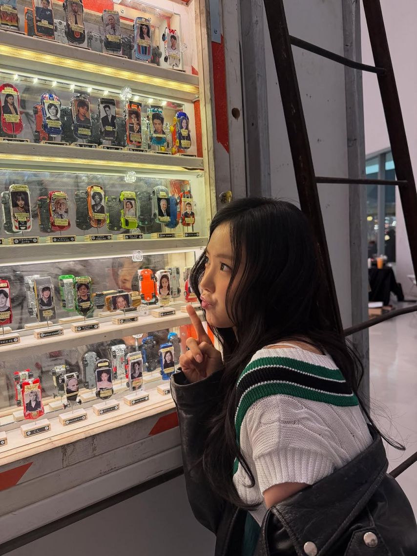 손나은 SNS