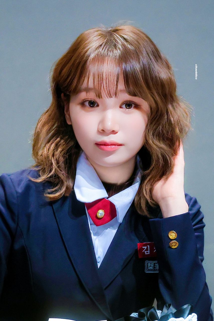 [르세라핌] 김채원 교복 볼살