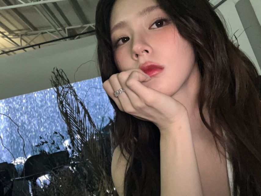 아이들 미연 셀카속 빛이나는 미모