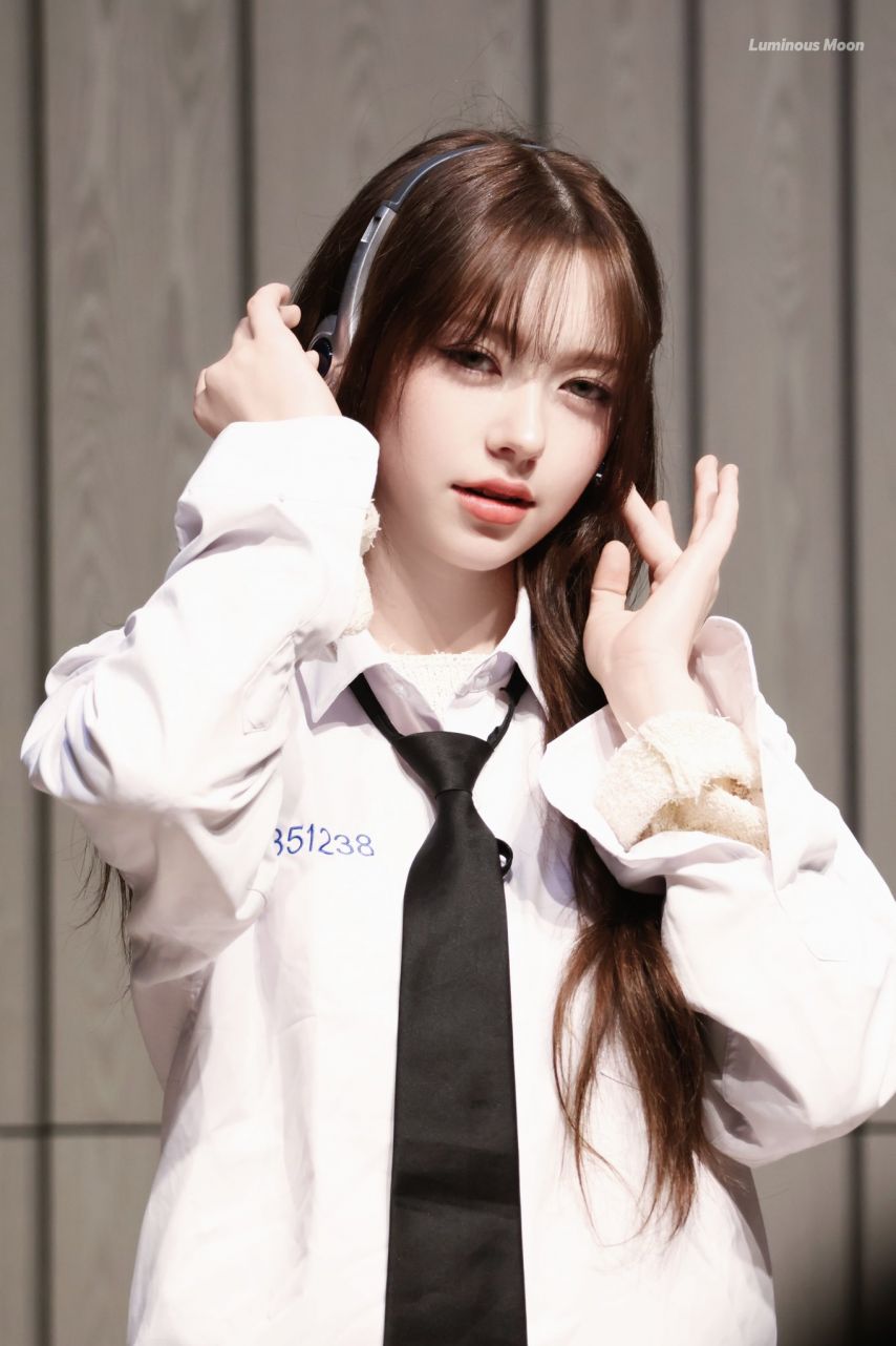 피프티피프티 문샤넬