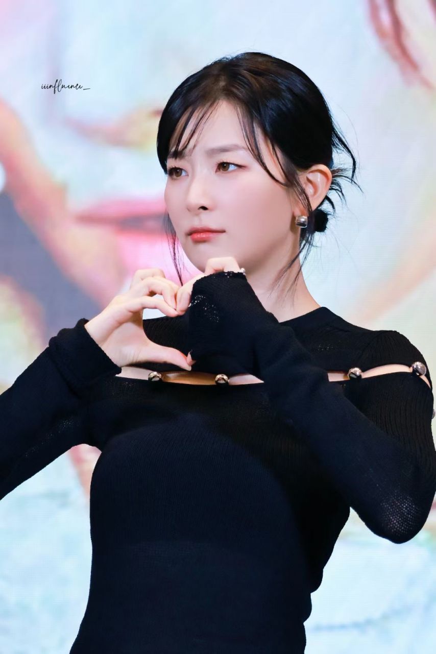 레드벨벳 슬기의 이번주 중국 팬싸 모습.jpg