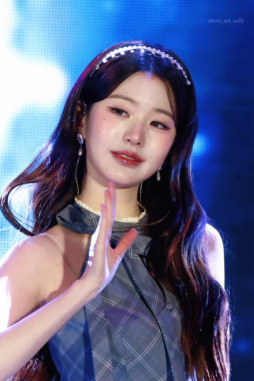 [아이브] 장원영 ..... LIV 골프 코리아 콘서트