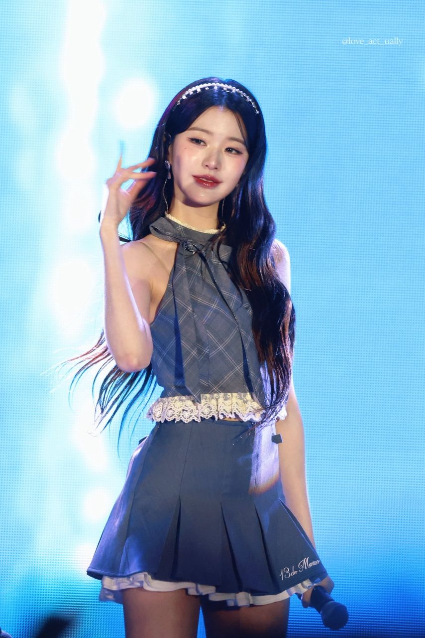 [아이브] 장원영 ..... LIV 골프 코리아 콘서트