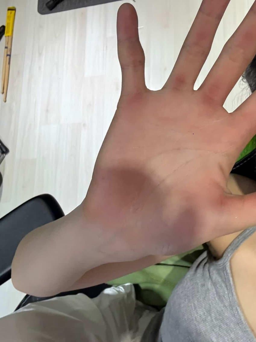 QWER 현재 쵸단에 손바닥