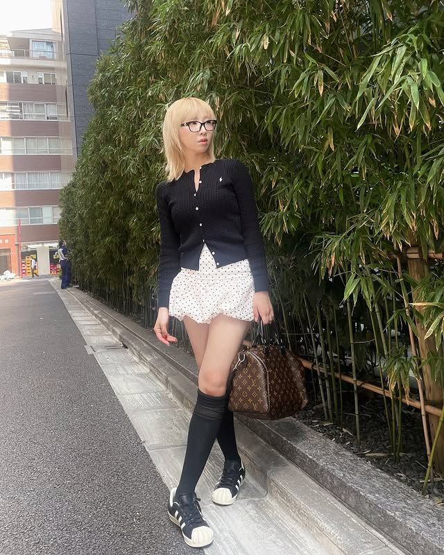 공민지 (2NE1)