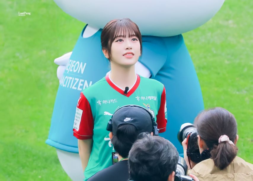 아이브 안유진