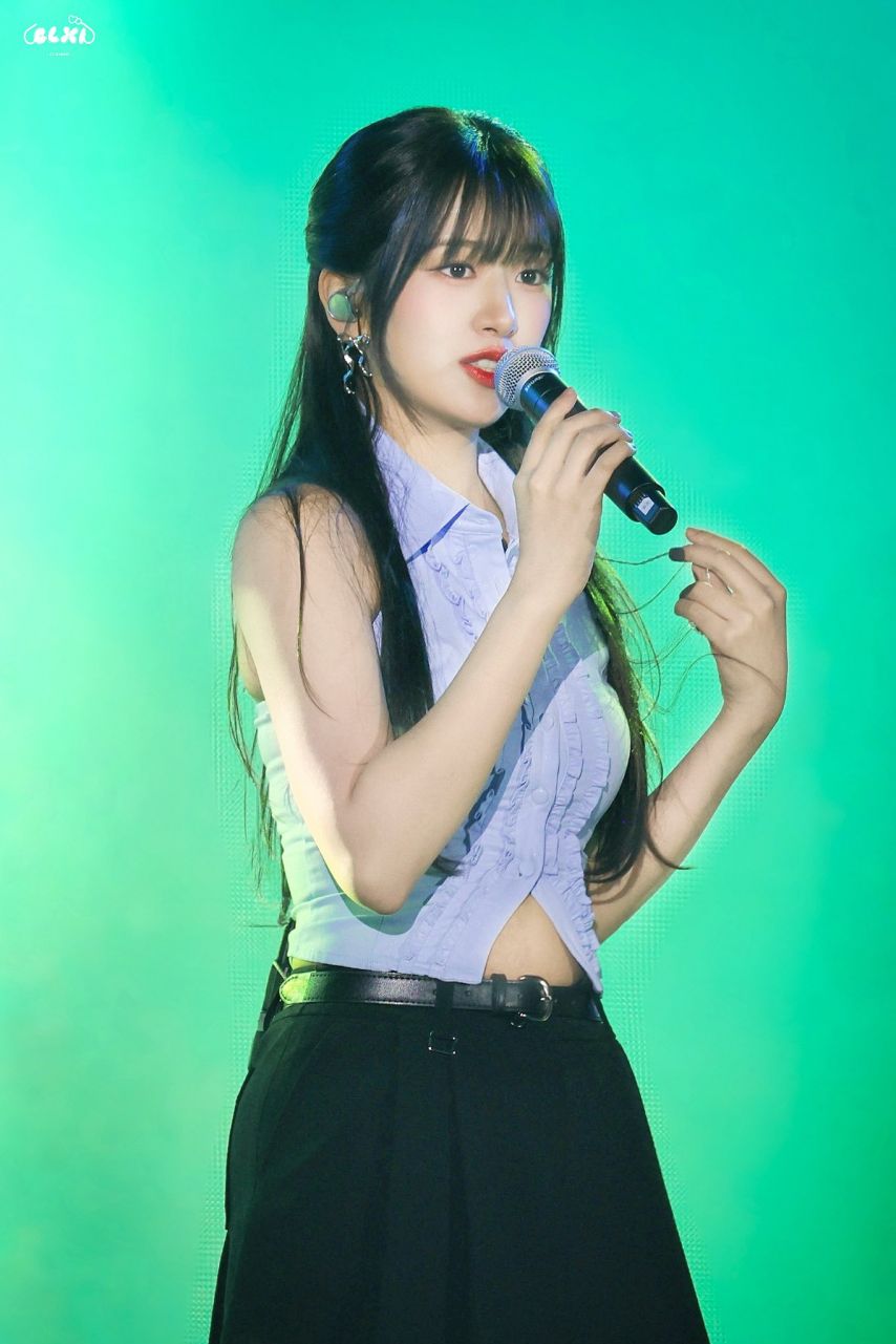 [아이브] 안유진 ..... LIV 골프 코리아 콘서트