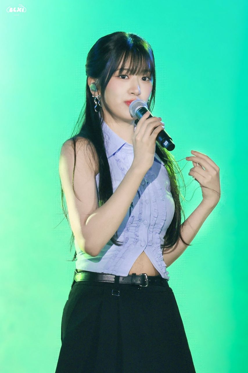 [아이브] 안유진 ..... LIV 골프 코리아 콘서트