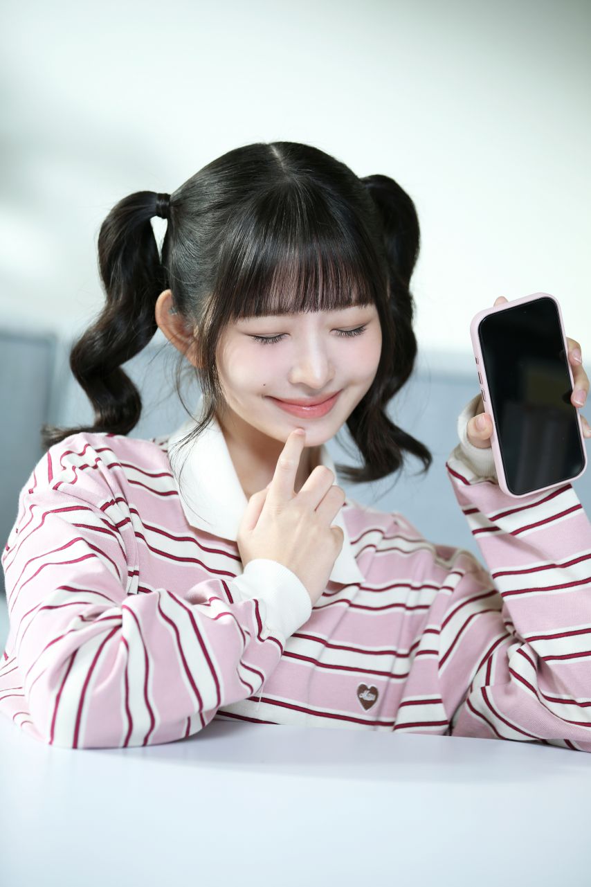 아이브 안유진, 레이 X ‘포켓몬 카드 게임 Pocket’ 광고 촬영 현장 비하인드