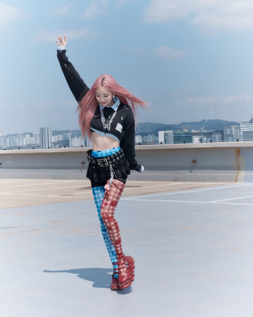 MEOVV (미야오)