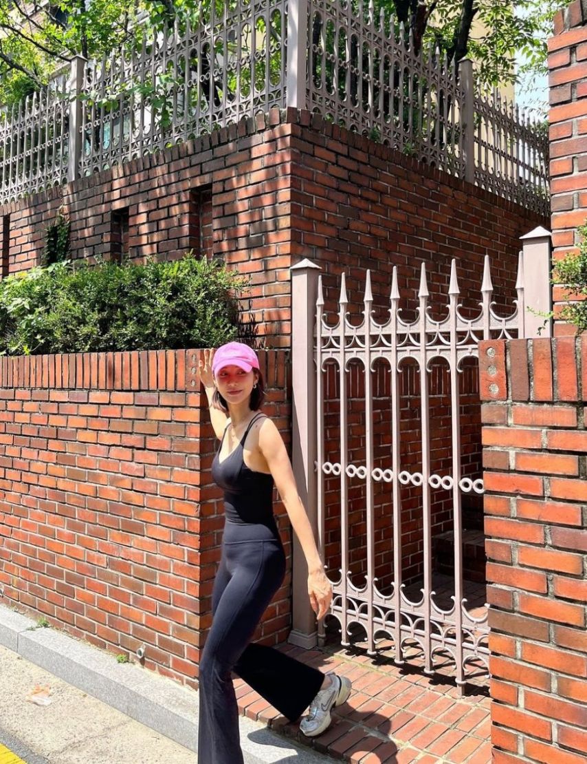 몸매관리 잘하는 한그루 시스루 비키니