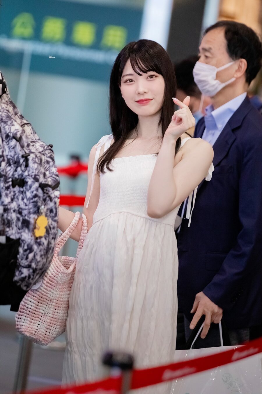 AV배우들 공항 사진