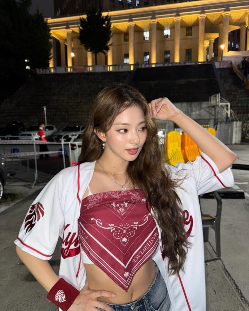 프로미스나인-이나경