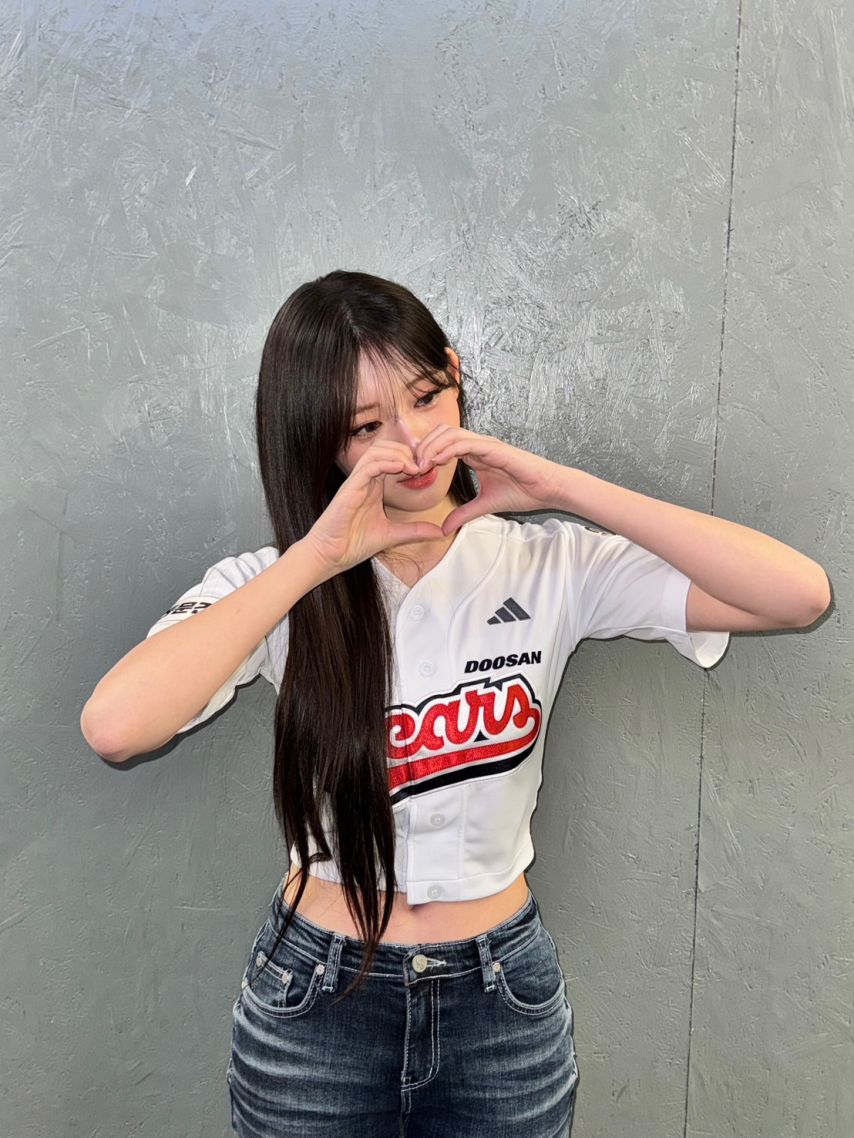 베이비몬스터 아사, 로라