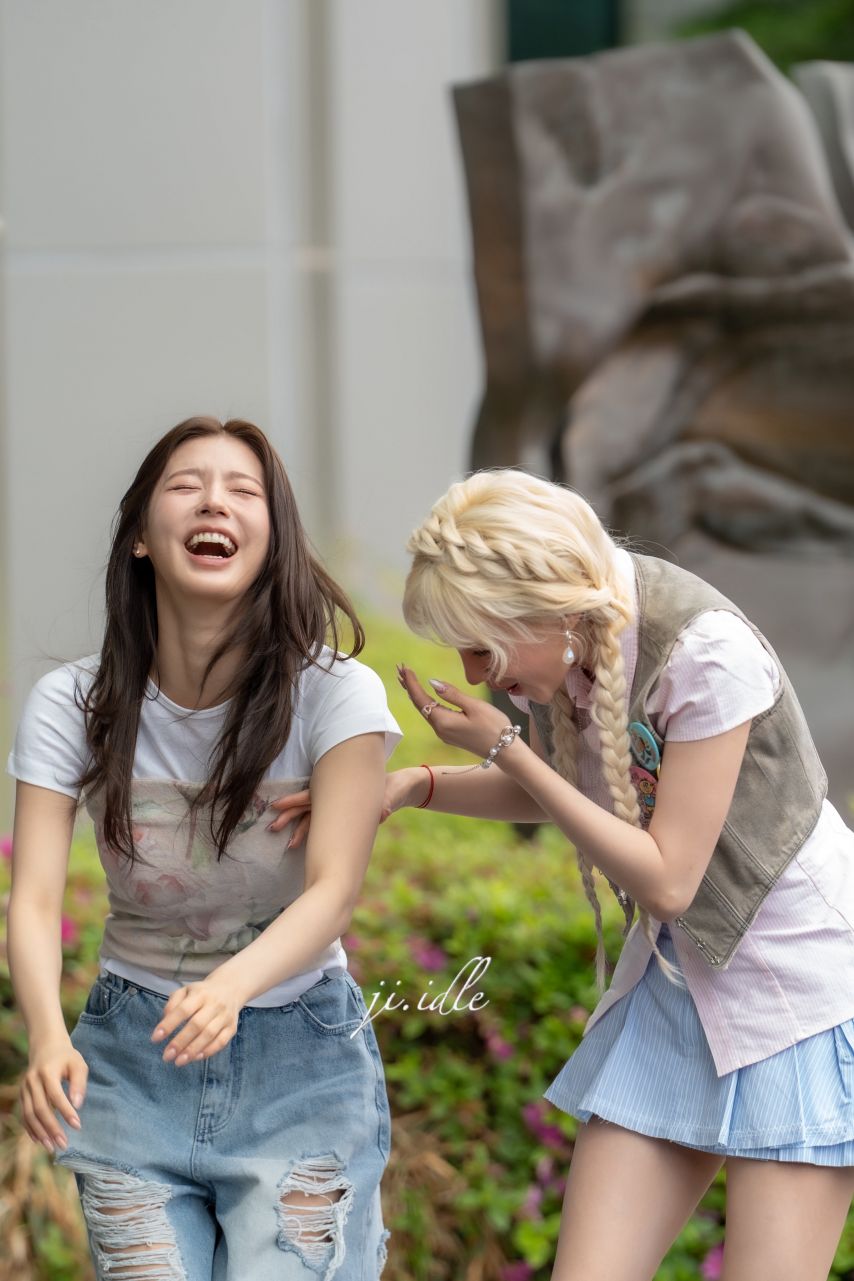 오늘자 아이들 미연 우기