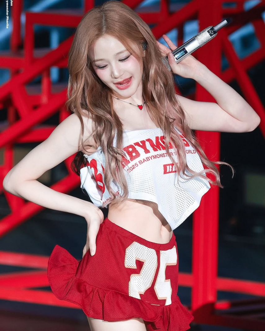 BABYMONSTER (베이비몬스터) 파리타