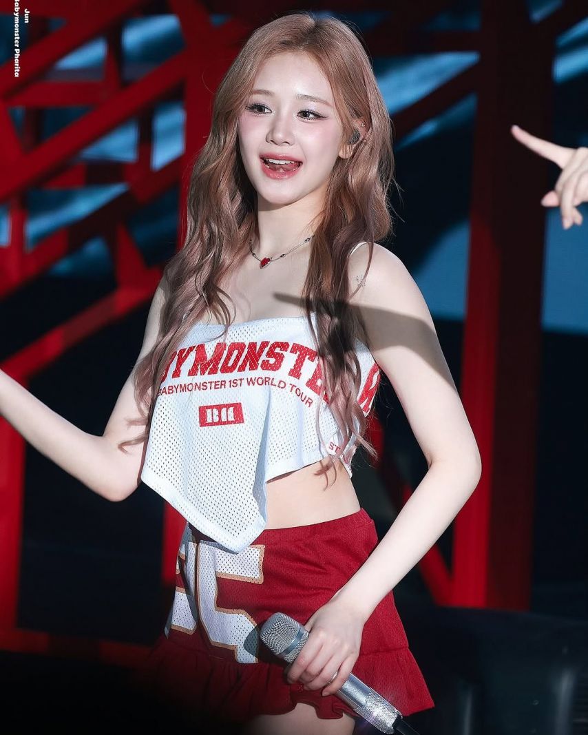 BABYMONSTER (베이비몬스터) 파리타