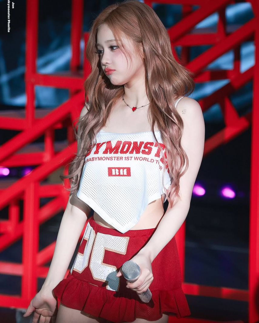 BABYMONSTER (베이비몬스터) 파리타
