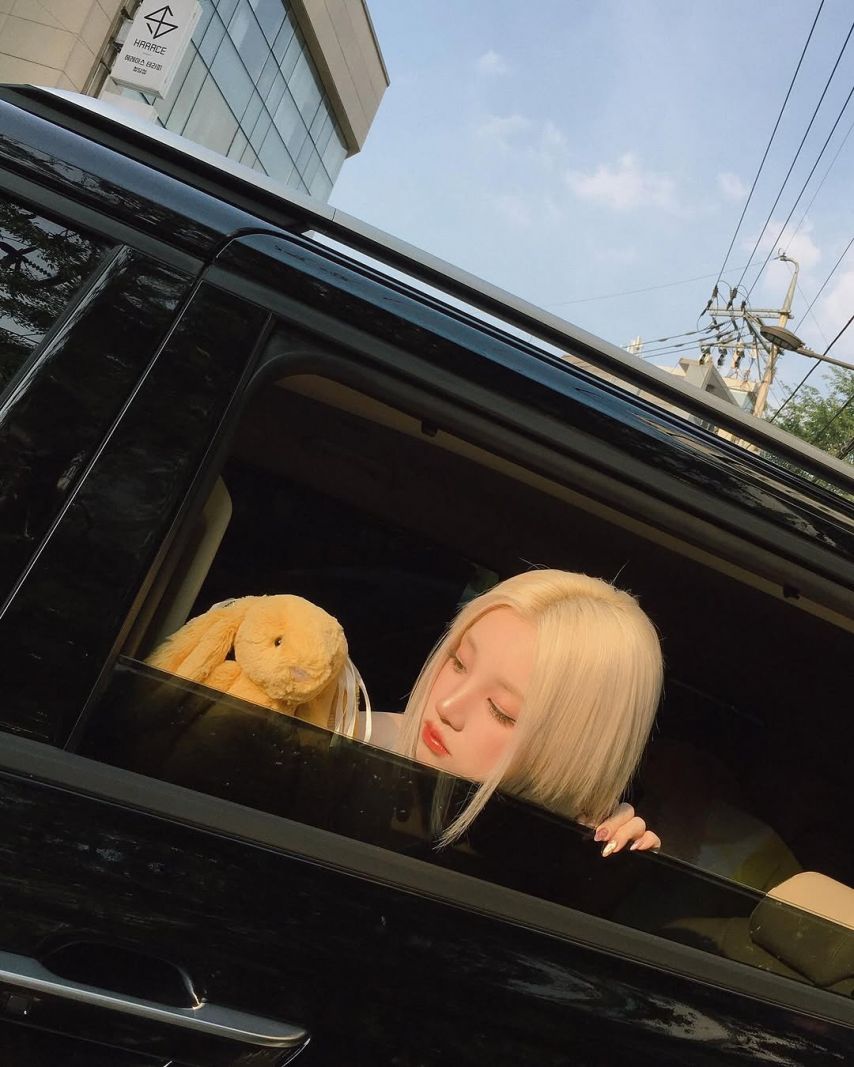 아이들 우기 SNS