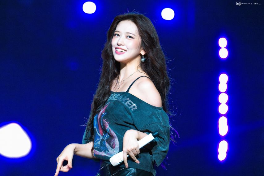 [아이브]  안유진 .... KTPOP