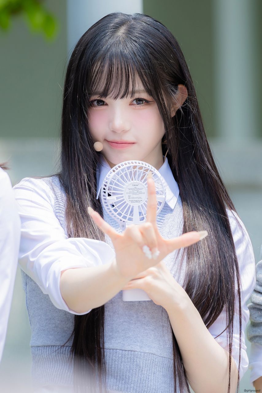 트리플에스 김채원