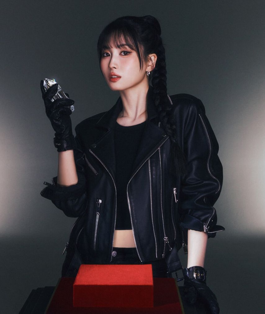 트와이스 모모 AMAFFI