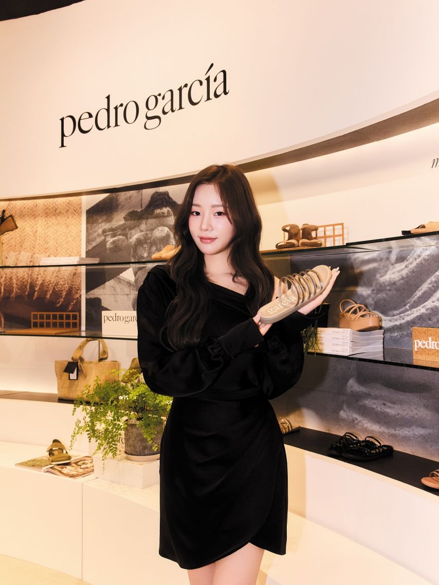 김민설