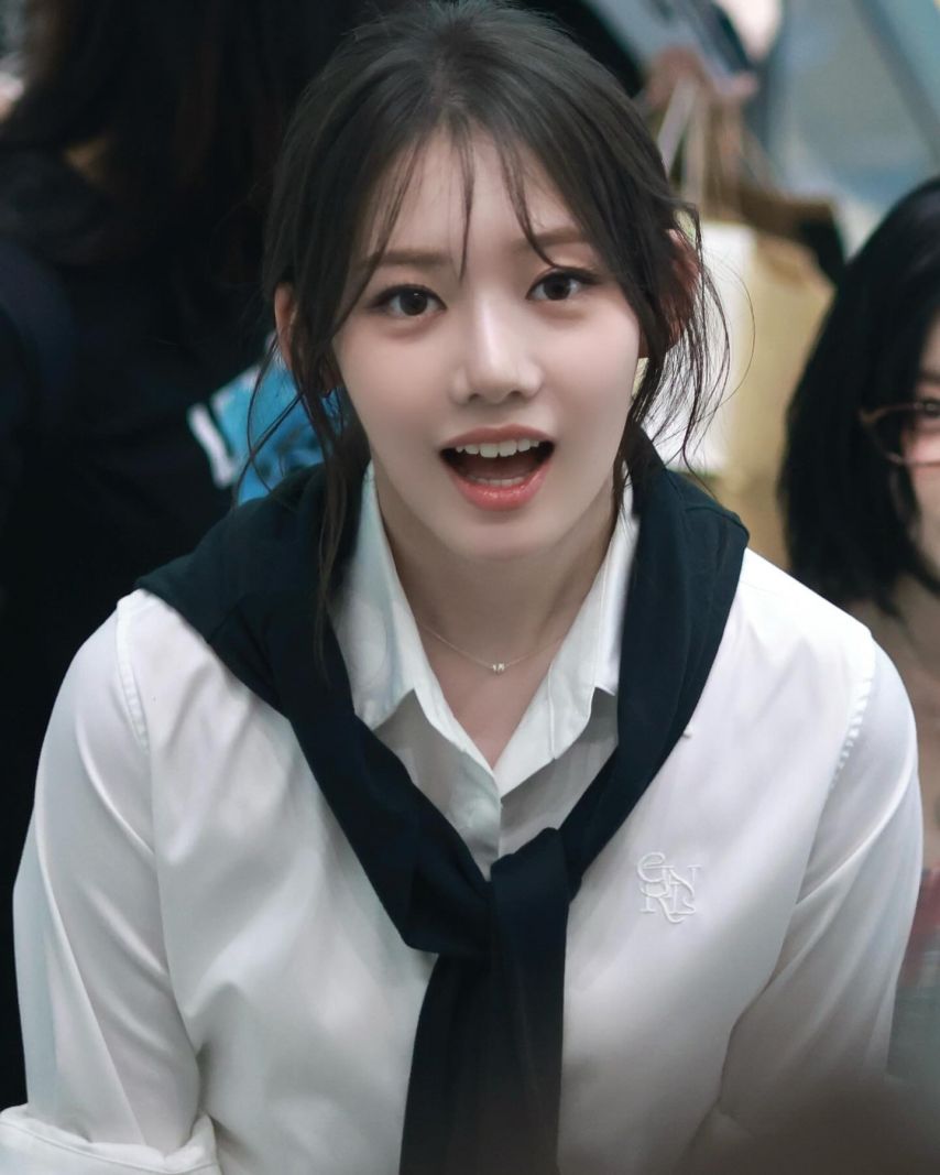 BABYMONSTER (베이비몬스터) 로라