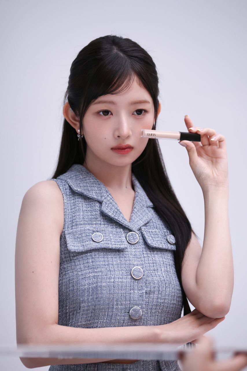 아이브 레이 X ‘LUNA’ 광고 촬영 현장 비하인드