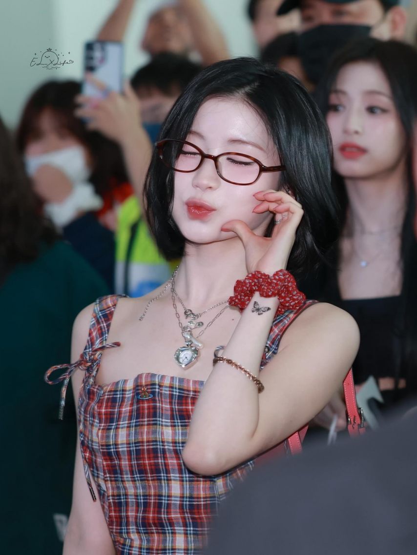 BABYMONSTER (베이비몬스터) 아사