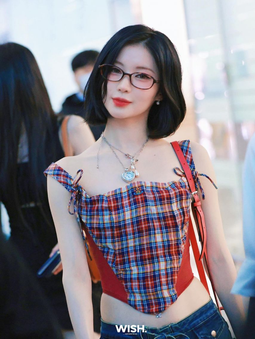 BABYMONSTER (베이비몬스터) 아사